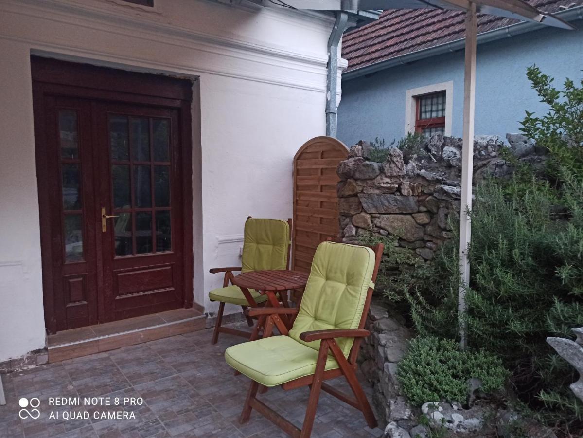 Apartmani Lina рібарска Банья Екстер'єр фото
